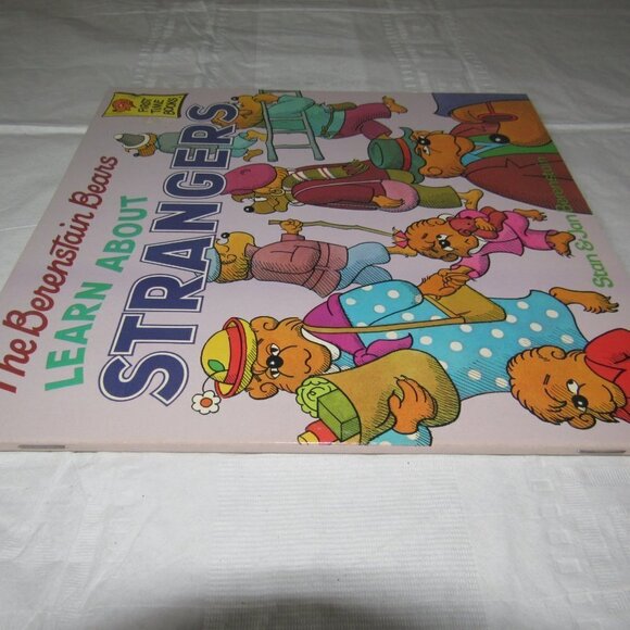 The Berenstain Bears LEARN ABOUT STRANGERS Color Illustrated Paperback Kids Book - Picture 3 of 4